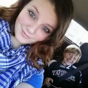 Meet your Posher, Dana